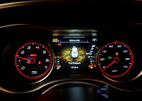 2016 Dodge Charger Sxt z USA, uszkodzony, nr VIN 2C3CDXHG8GH227264